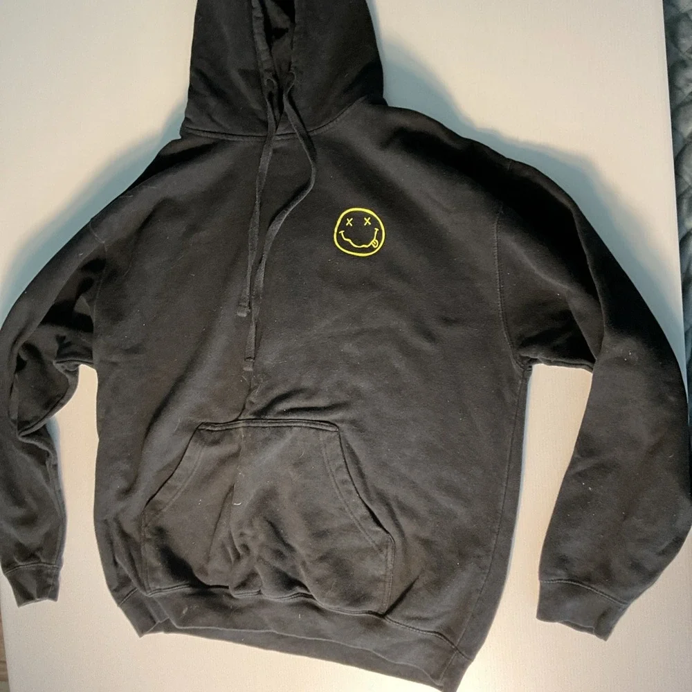 Nirvana Tultex Hoodie Large Black Yellow Smiley Face Logo Grunge Rock Band